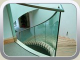 escalera helicoidal 5 de vidrio curvo
