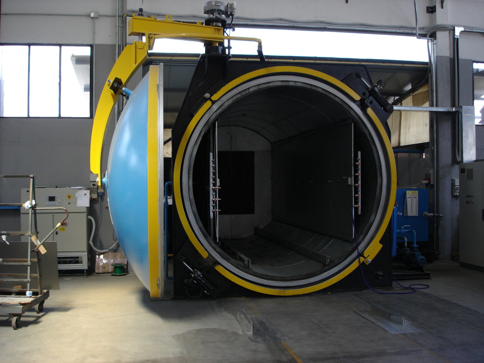 Autoclave nueva línea de fabricación de vidrio laminado — GLASSCOR